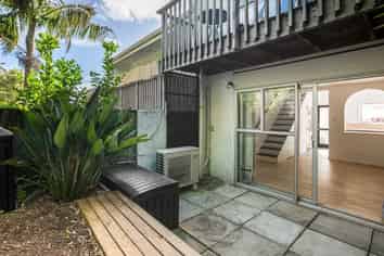8/22 Maritime Terrace, Birkenhead