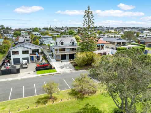 6 Sunrise Boulevard, Snells Beach