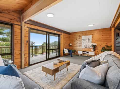 6 Sunrise Boulevard, Snells Beach