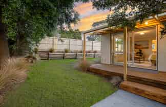 32b Kawau Crescent, Bromley