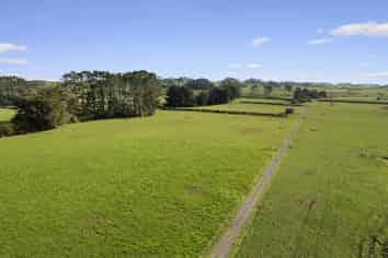 253 Cross Road, Te Popo