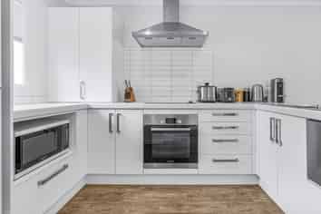 5/5 Jones Crescent, Melville