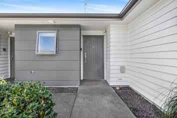 5/5 Jones Crescent, Melville