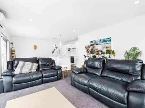 13 Karauria Lane, Orewa