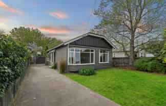 10 Roosevelt Avenue, Saint Albans