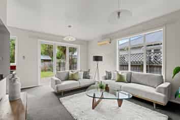 10 Roosevelt Avenue, Saint Albans