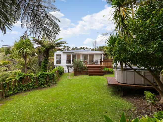 29 Hebron Road, Torbay