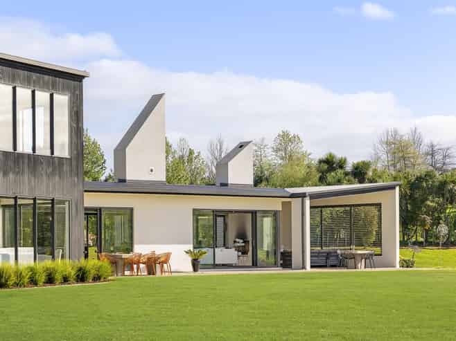  90 Grace Hill Drive, Dairy Flat
