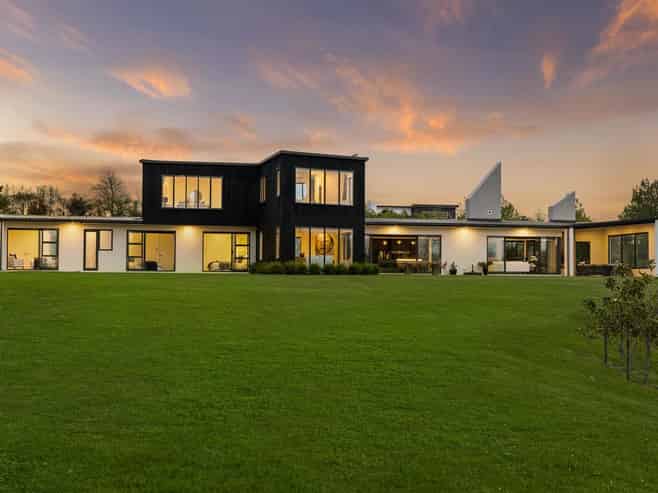  90 Grace Hill Drive, Dairy Flat