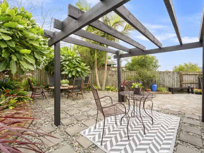 2 Langton Road, Stanmore Bay