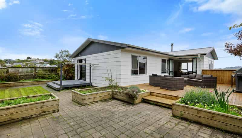 14 Kaitangata Crescent, Kelson