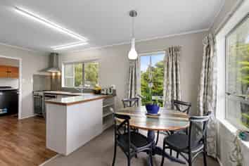 14 Kaitangata Crescent, Kelson