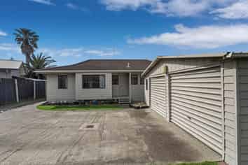 34 Fishermans Drive, Coastlands