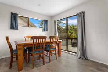 34 Fishermans Drive, Coastlands