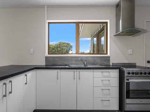 34 Fishermans Drive, Coastlands