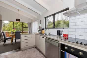 37 Montcalm Street, Washington Valley