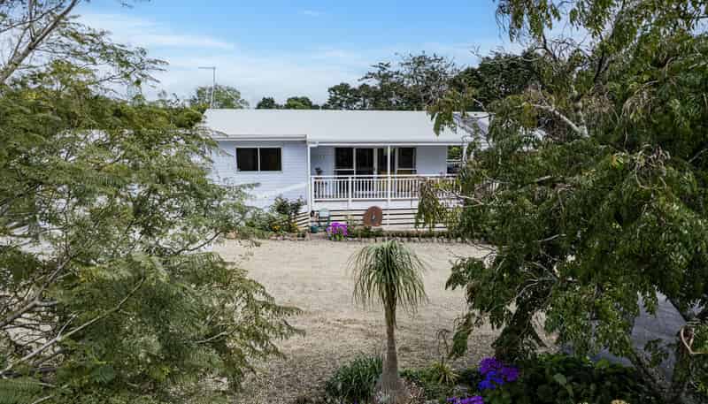 65 Main Road, Kauri