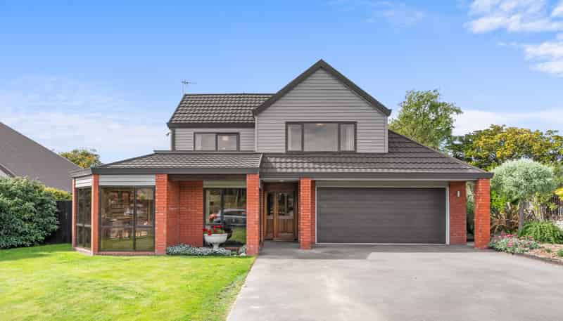 10 Oregon Place, Burwood
