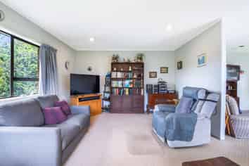 17b Rangataua Street, Welcome Bay