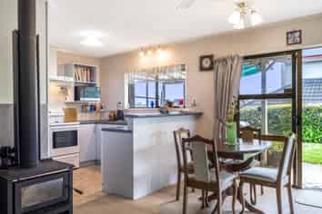 17b Rangataua Street, Welcome Bay