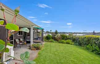 17b Rangataua Street, Welcome Bay