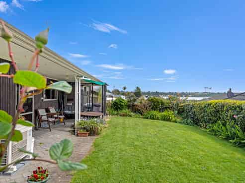 17B Rangataua Street, Welcome Bay