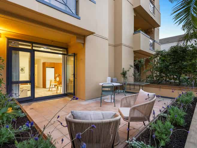 1O/9 Bute Road, Browns Bay