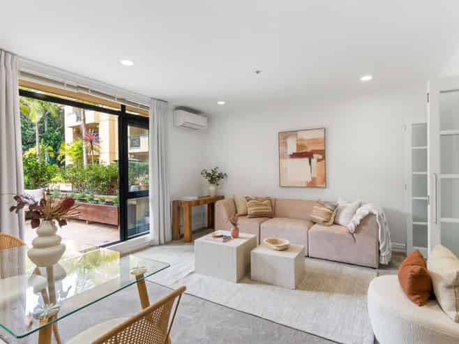 1O/9 Bute Road, Browns Bay