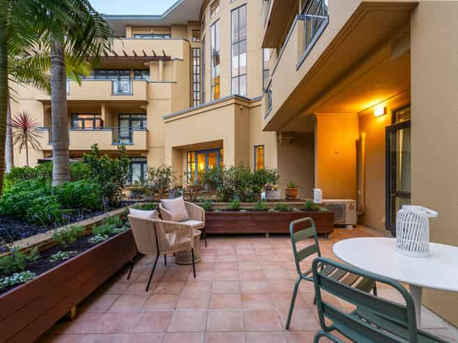 1O/9 Bute Road, Browns Bay