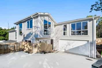 9C Olwyn Place, Greenhithe