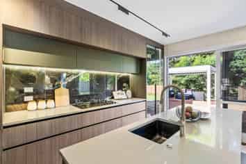 9C Olwyn Place, Greenhithe