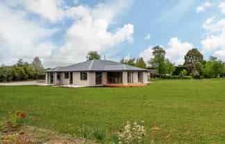721 McLaughlins Road, Darfield
