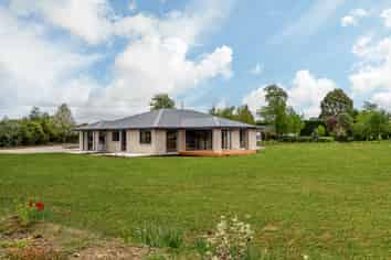 721 McLaughlins Road, Darfield
