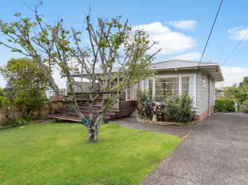 106 Rosier Road, Glen Eden