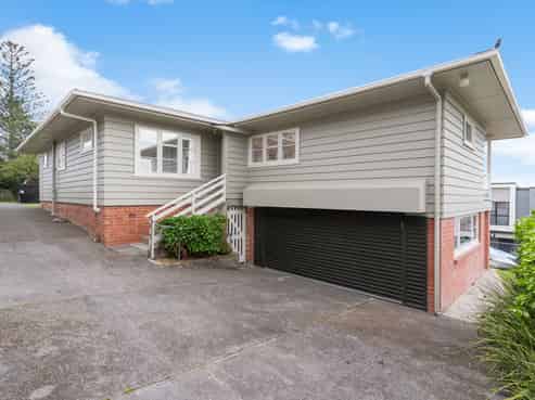 106 Rosier Road, Glen Eden