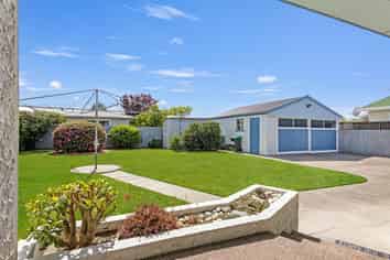 406 Frimley Place, Frimley