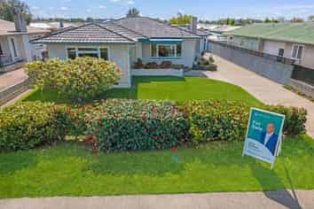 406 Frimley Place, Frimley