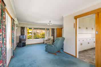 406 Frimley Place, Frimley