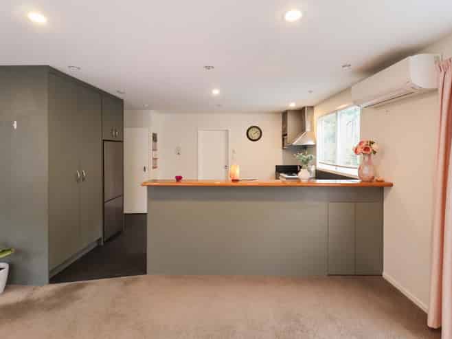 15 Park Road, Belmont