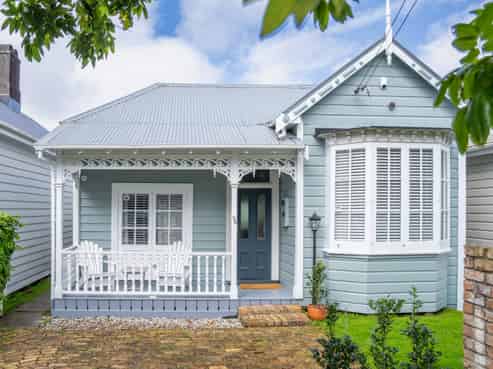 98 Valley Road, Mount Eden