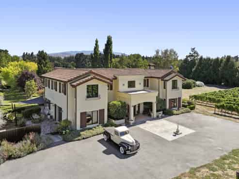 192 Airport Road, Alexandra