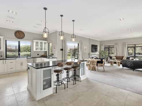 192 Airport Road, Alexandra