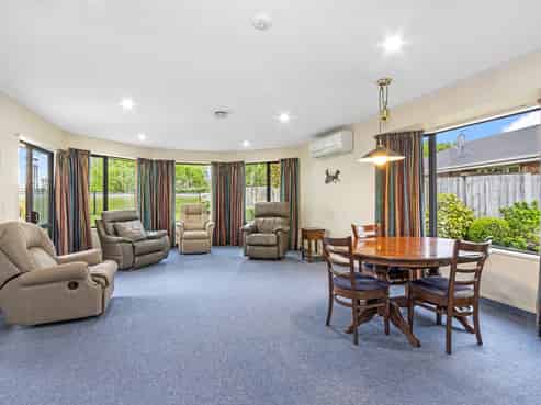 21 Langley Place, Belfast