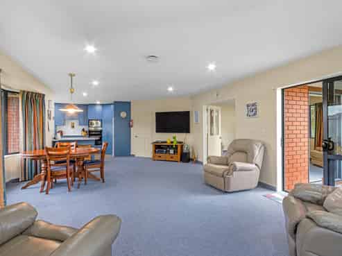 21 Langley Place, Belfast