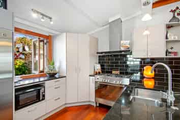 6 Heath Grove, Waiwhetu