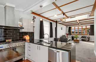 6 Heath Grove, Waiwhetu