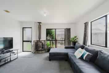 12B Bruce Avenue, Glenview