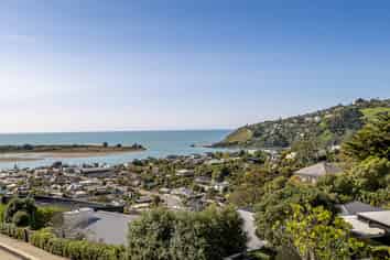 19 Challenger Lane, Redcliffs