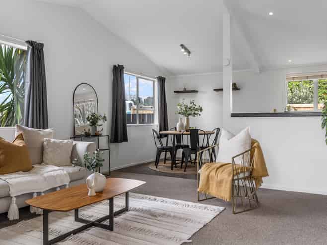 24 Kaitemako Road, Welcome Bay
