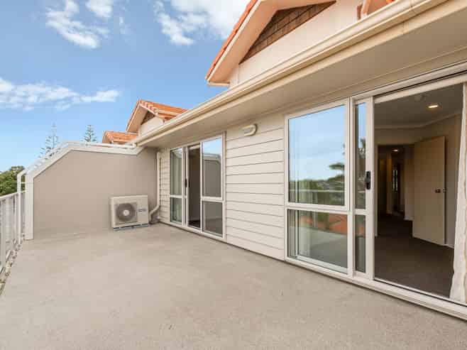 19/340 Gulf Harbour Drive, Gulf Harbour